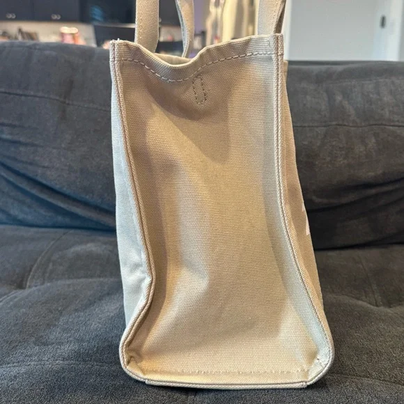 Marc Jacobs The Canvas Medium Tote Bag Beige - Picture 10 of 12